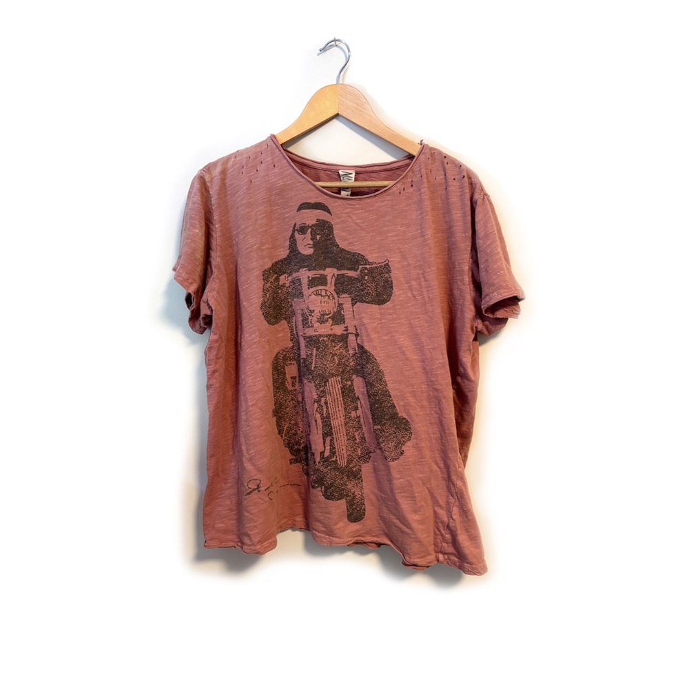 Magnolia Pearl | Graphic Tee